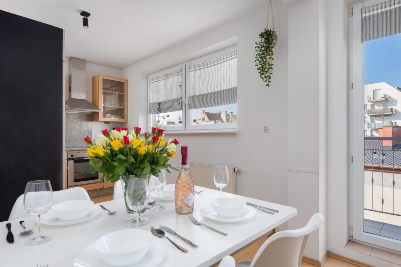Swinoujscie Chrobrego Two-Bedroom Apartment By Noclegi Renters Esterno foto